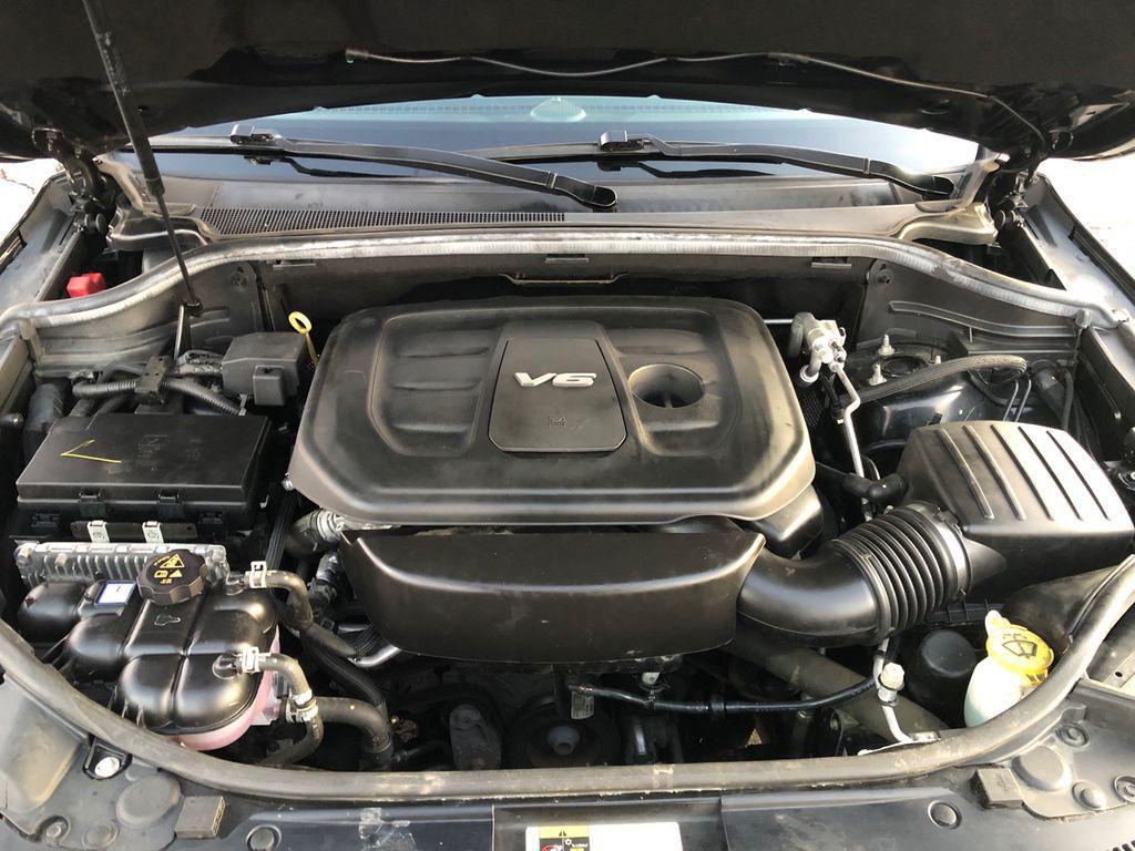 used 2018 Jeep Grand Cherokee car, priced at $15,377