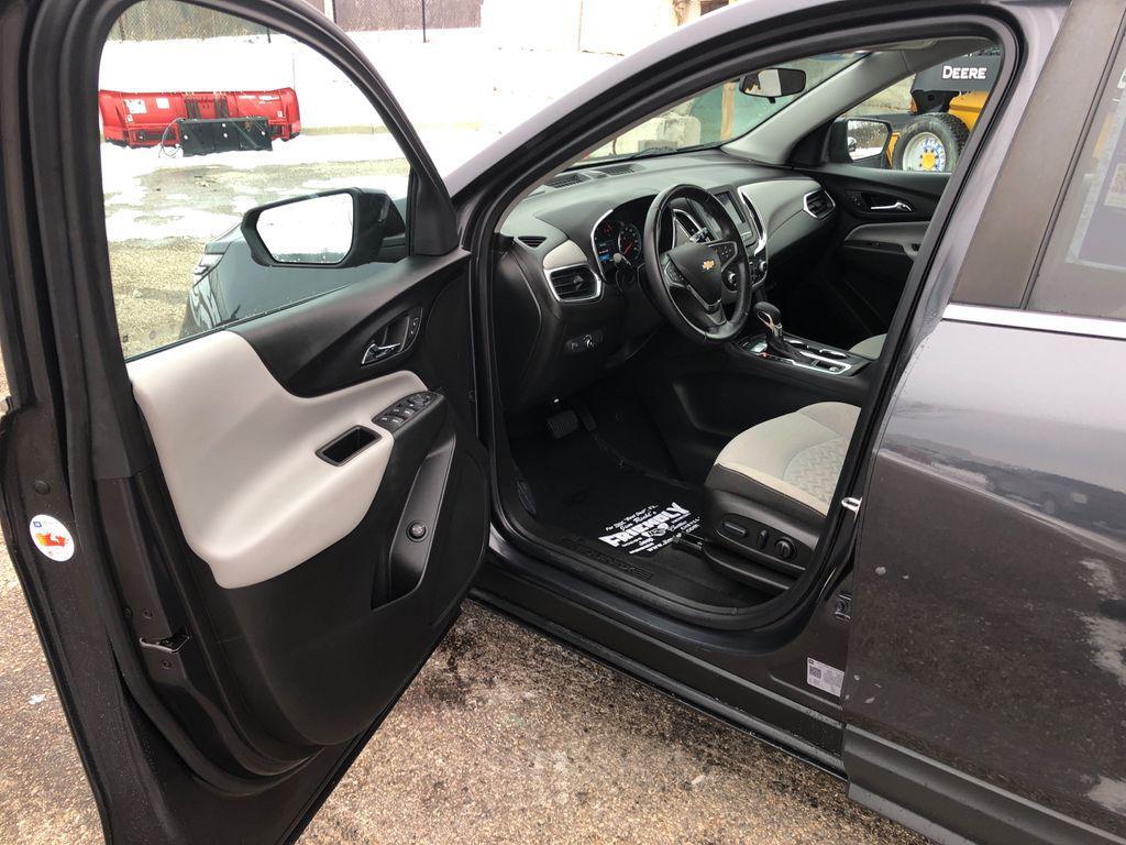 used 2022 Chevrolet Equinox car, priced at $19,580