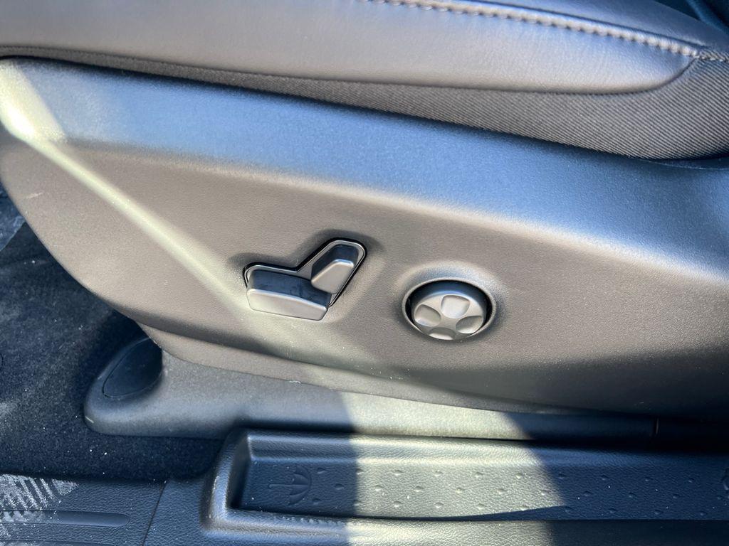 new 2026 Chrysler Pacifica car, priced at $38,764