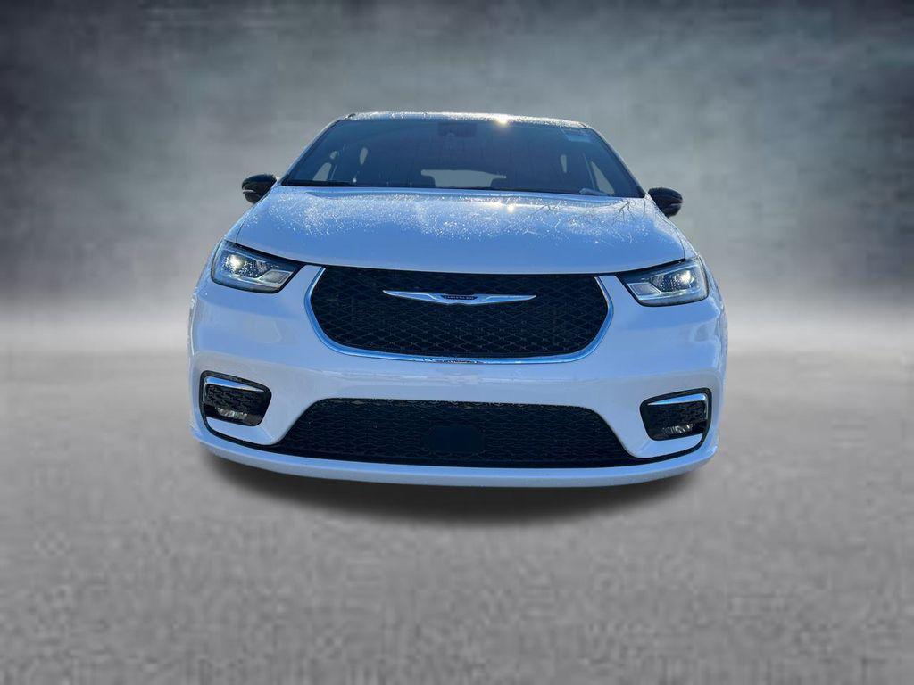 new 2026 Chrysler Pacifica car, priced at $38,764