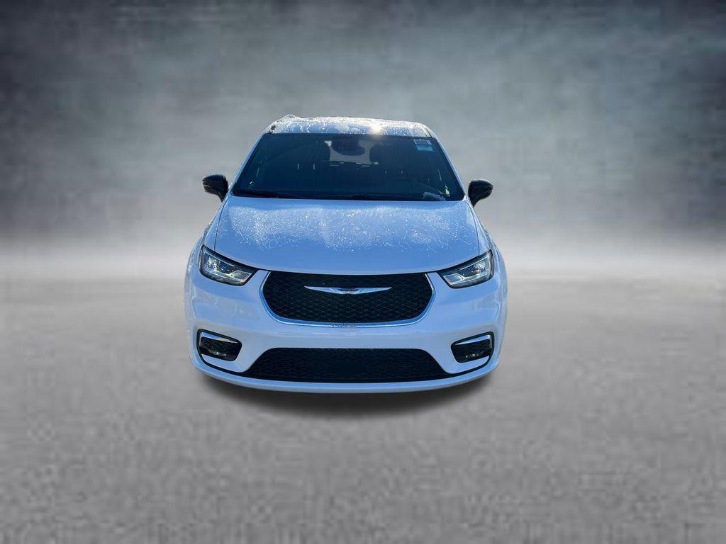 new 2026 Chrysler Pacifica car, priced at $38,764