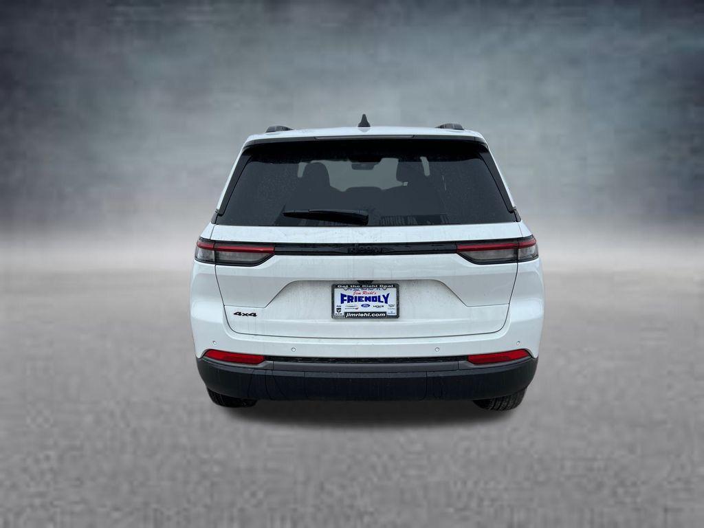 new 2026 Jeep Grand Cherokee car, priced at $38,487