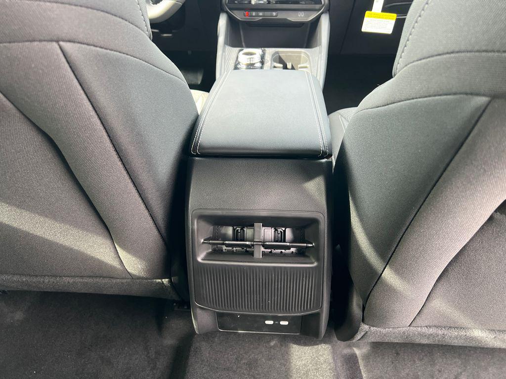 new 2026 Jeep Cherokee car, priced at $36,446