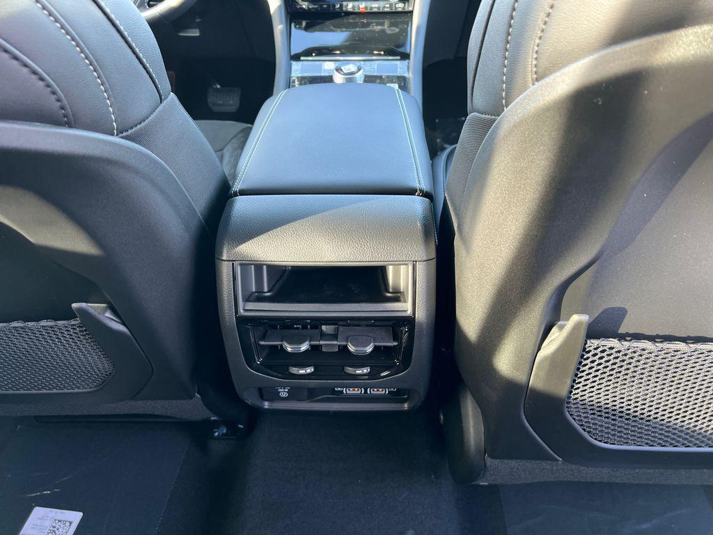 new 2025 Jeep Grand Cherokee car