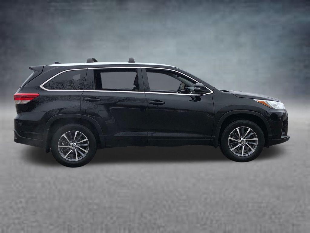 used 2018 Toyota Highlander car, priced at $19,969