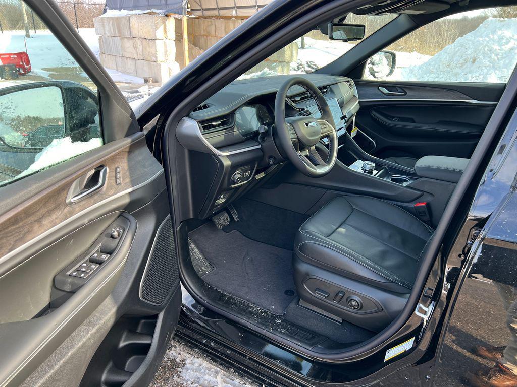 new 2026 Jeep Grand Cherokee L car, priced at $51,520