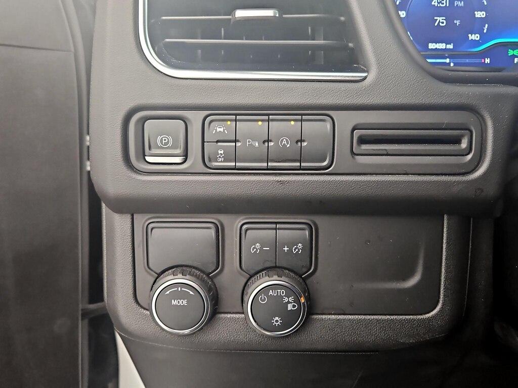 used 2023 Chevrolet Suburban car, priced at $48,998