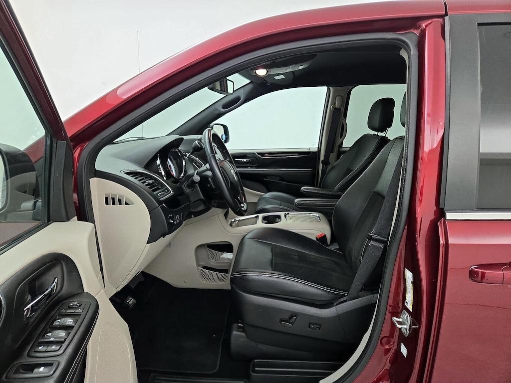 used 2019 Dodge Grand Caravan car, priced at $20,998