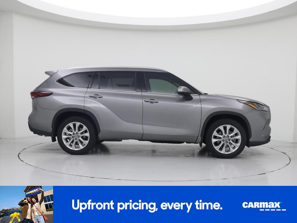 used 2026 Toyota Highlander car, priced at $49,998