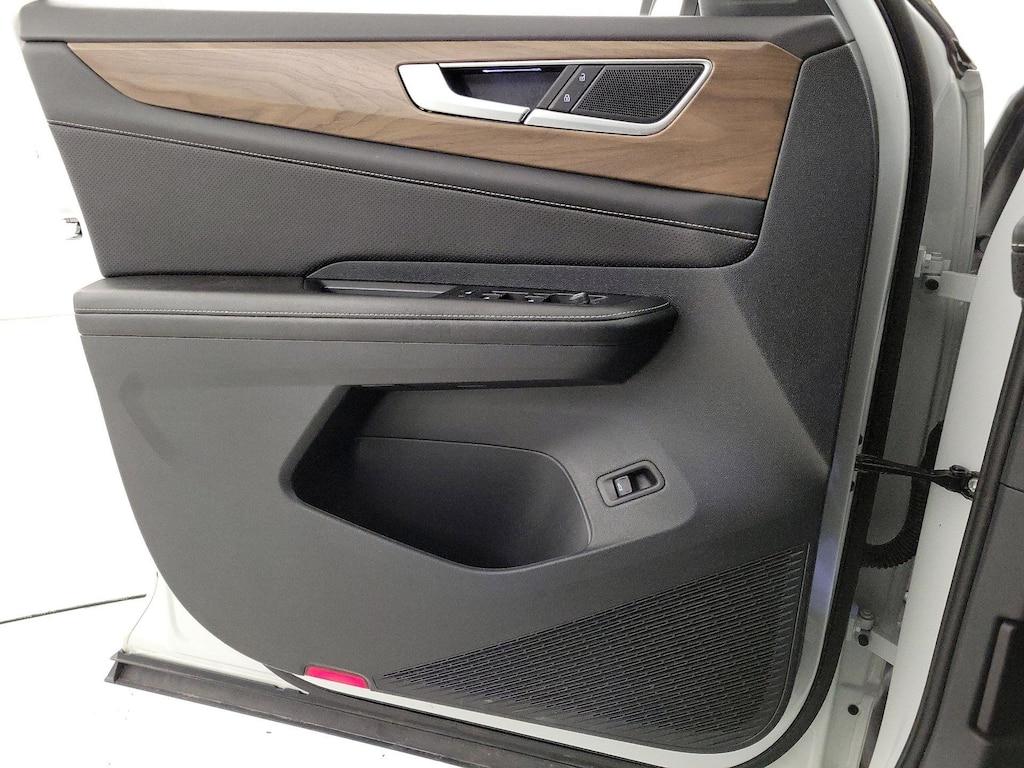 used 2024 Volkswagen Atlas car, priced at $28,998