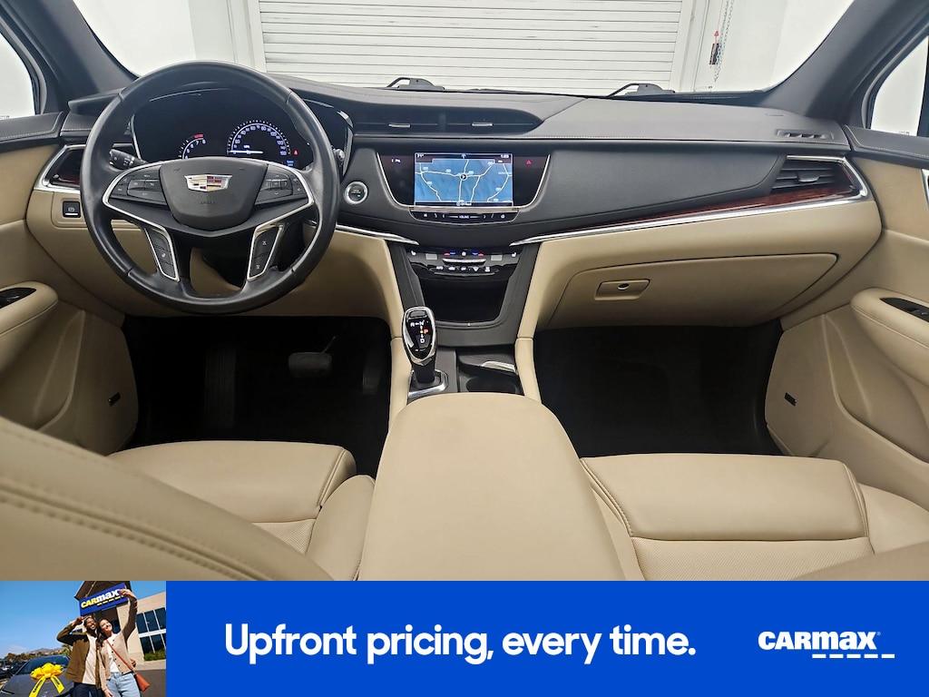 used 2017 Cadillac XT5 car, priced at $18,998