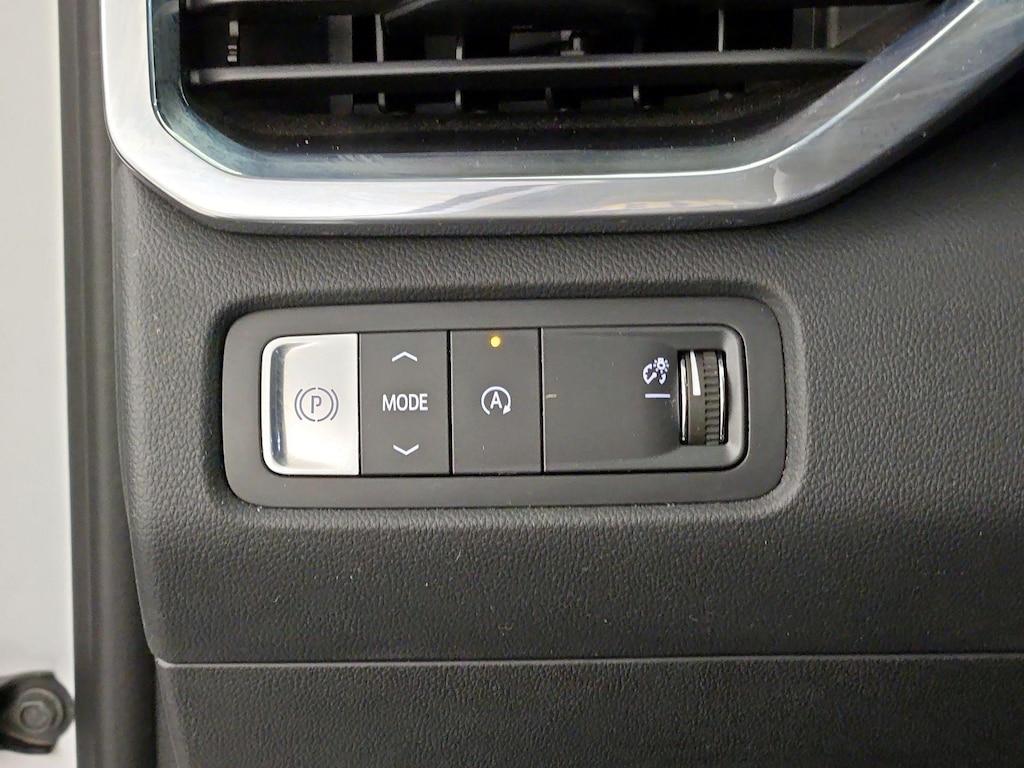 used 2025 GMC Acadia car, priced at $31,998