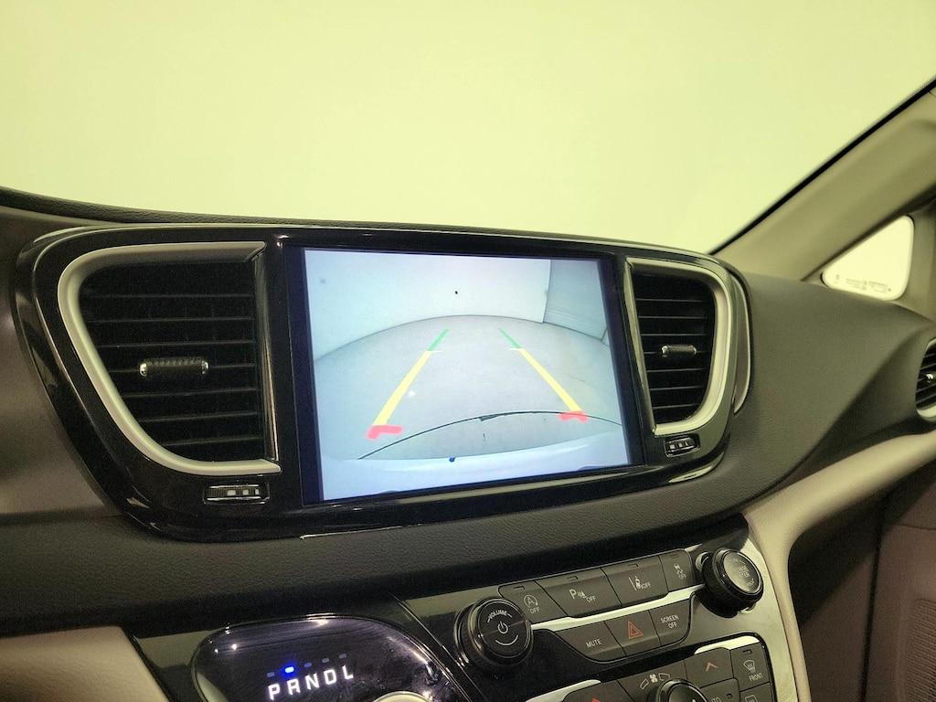 used 2024 Chrysler Pacifica car, priced at $25,998