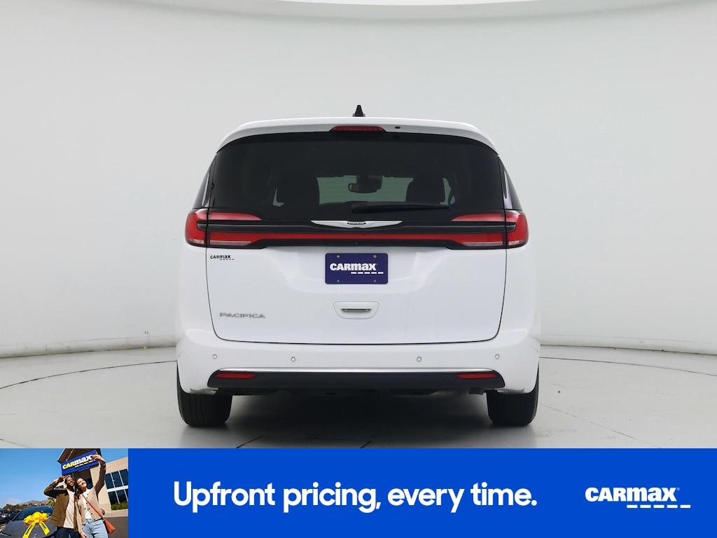 used 2024 Chrysler Pacifica car, priced at $25,998