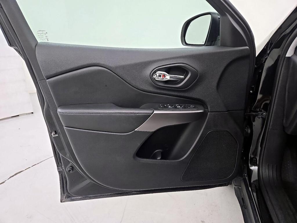 used 2019 Jeep Cherokee car, priced at $17,998