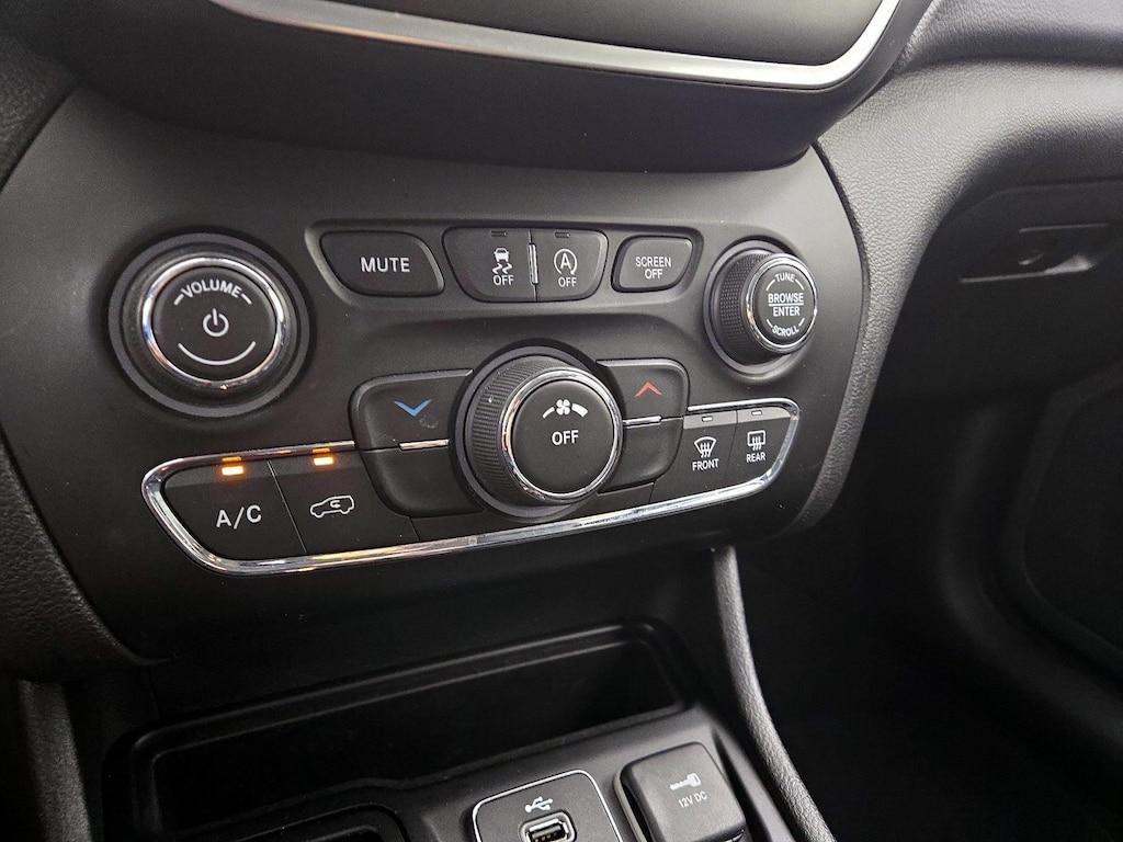 used 2019 Jeep Cherokee car, priced at $17,998