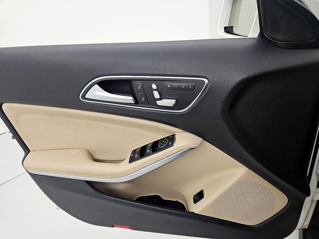 used 2020 Mercedes-Benz GLA 250 car, priced at $17,998