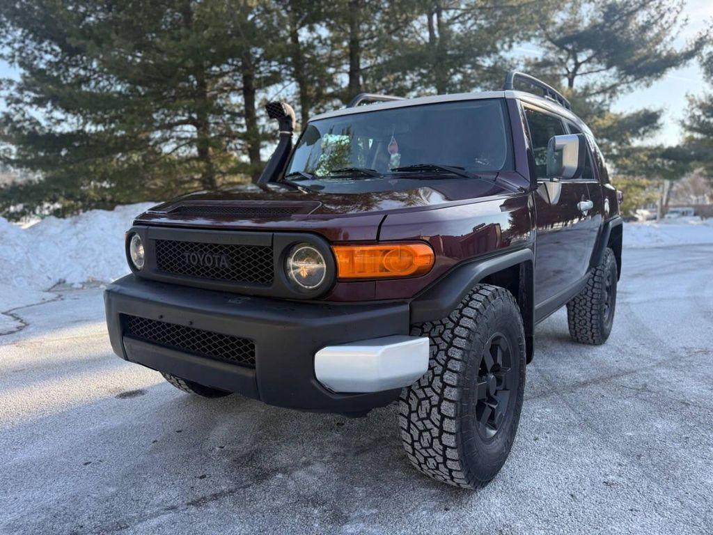 used 2007 Toyota FJ Cruiser car, priced at $13,500