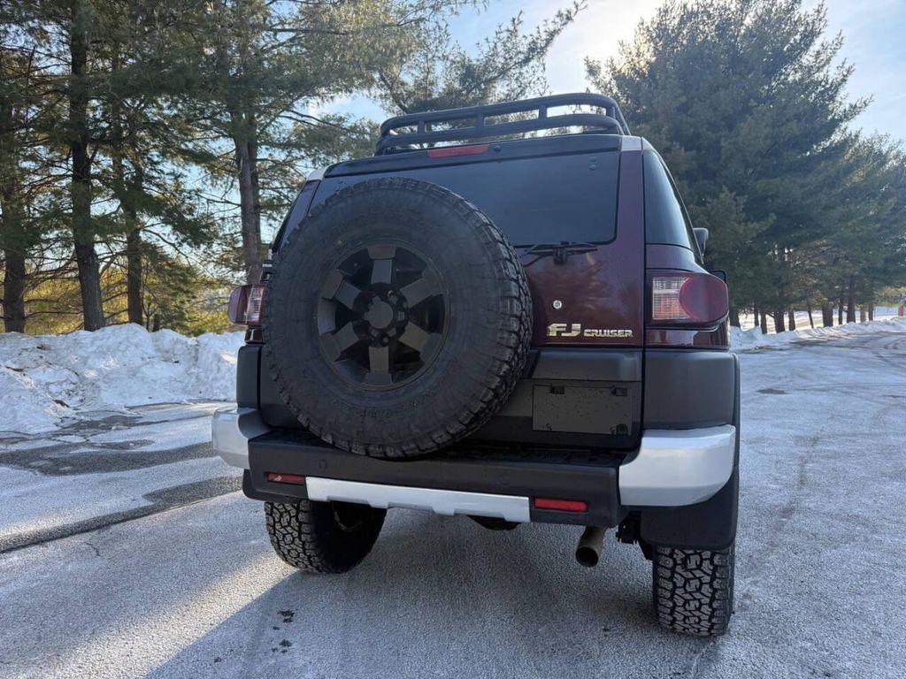 used 2007 Toyota FJ Cruiser car, priced at $13,500