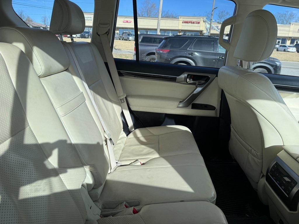used 2022 Lexus GX 460 car, priced at $41,926