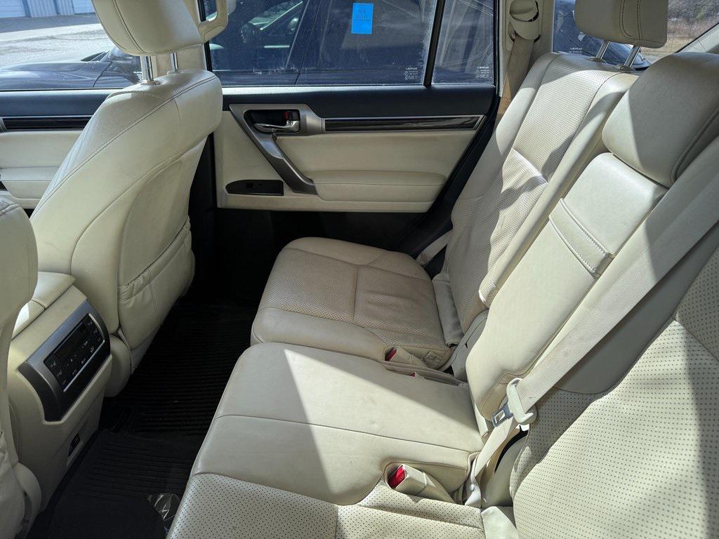 used 2022 Lexus GX 460 car, priced at $41,926