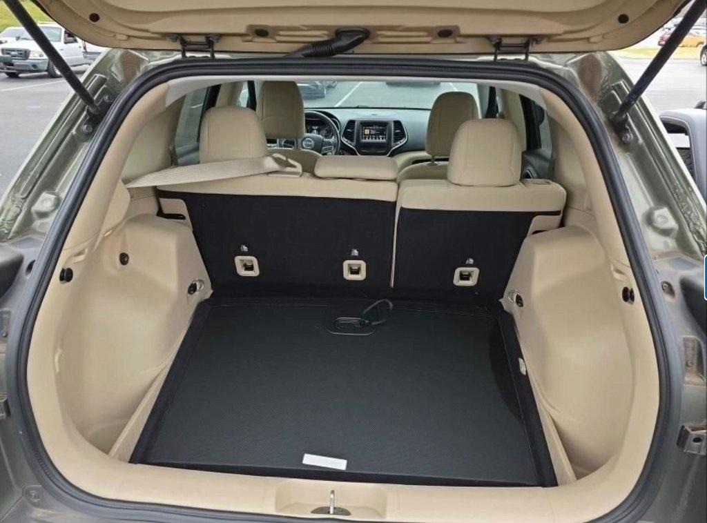 used 2019 Jeep Cherokee car, priced at $11,900