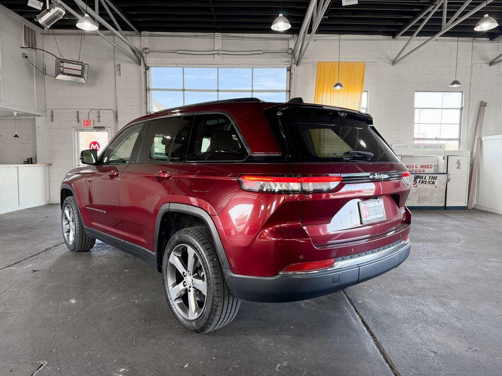 used 2022 Jeep Grand Cherokee car, priced at $19,900