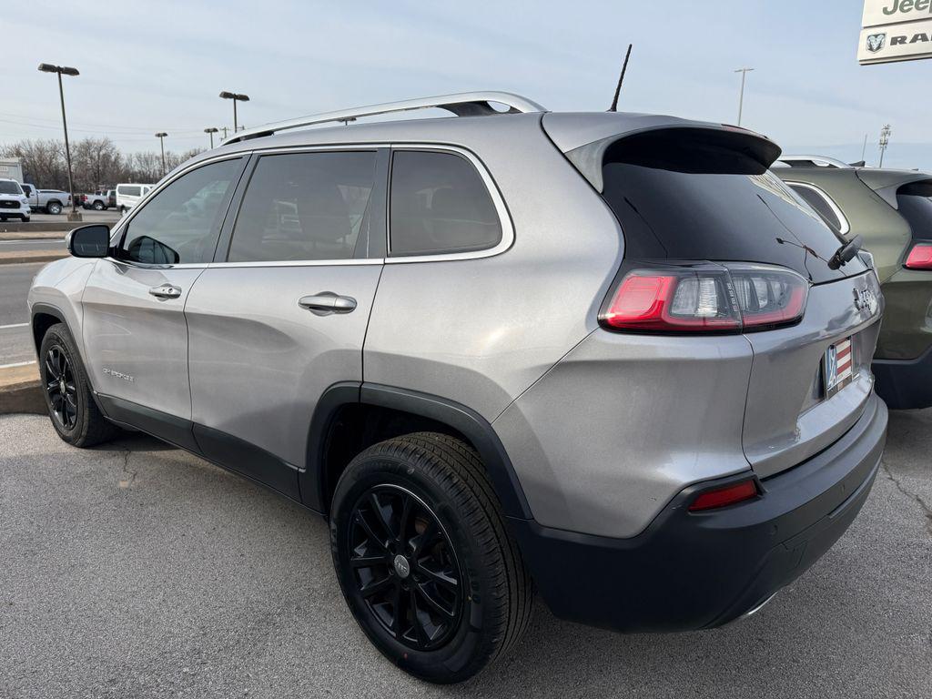 used 2019 Jeep Cherokee car, priced at $11,900