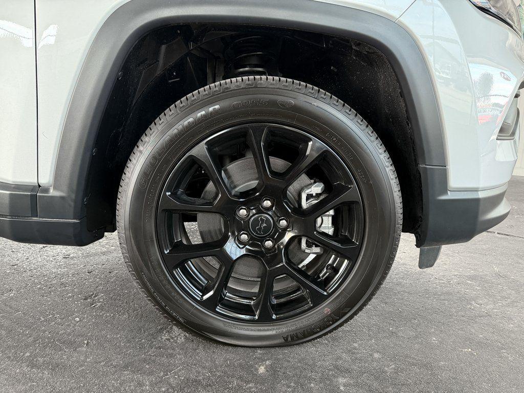 new 2025 Jeep Compass car, priced at $30,487