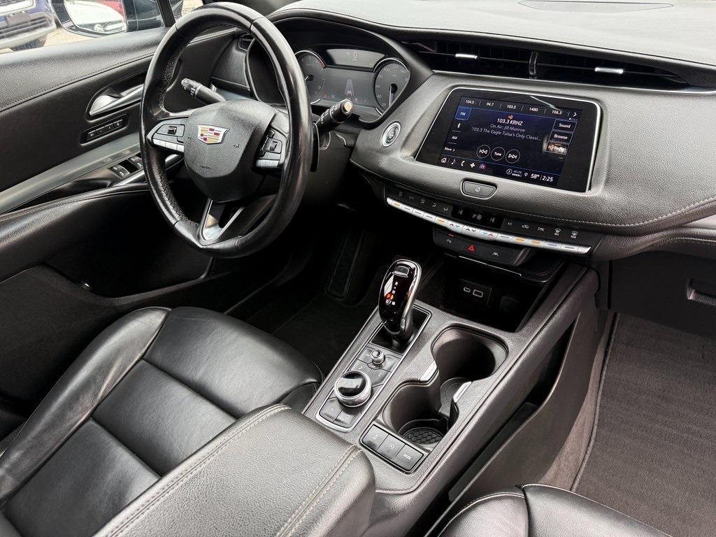 used 2023 Cadillac XT4 car, priced at $21,999