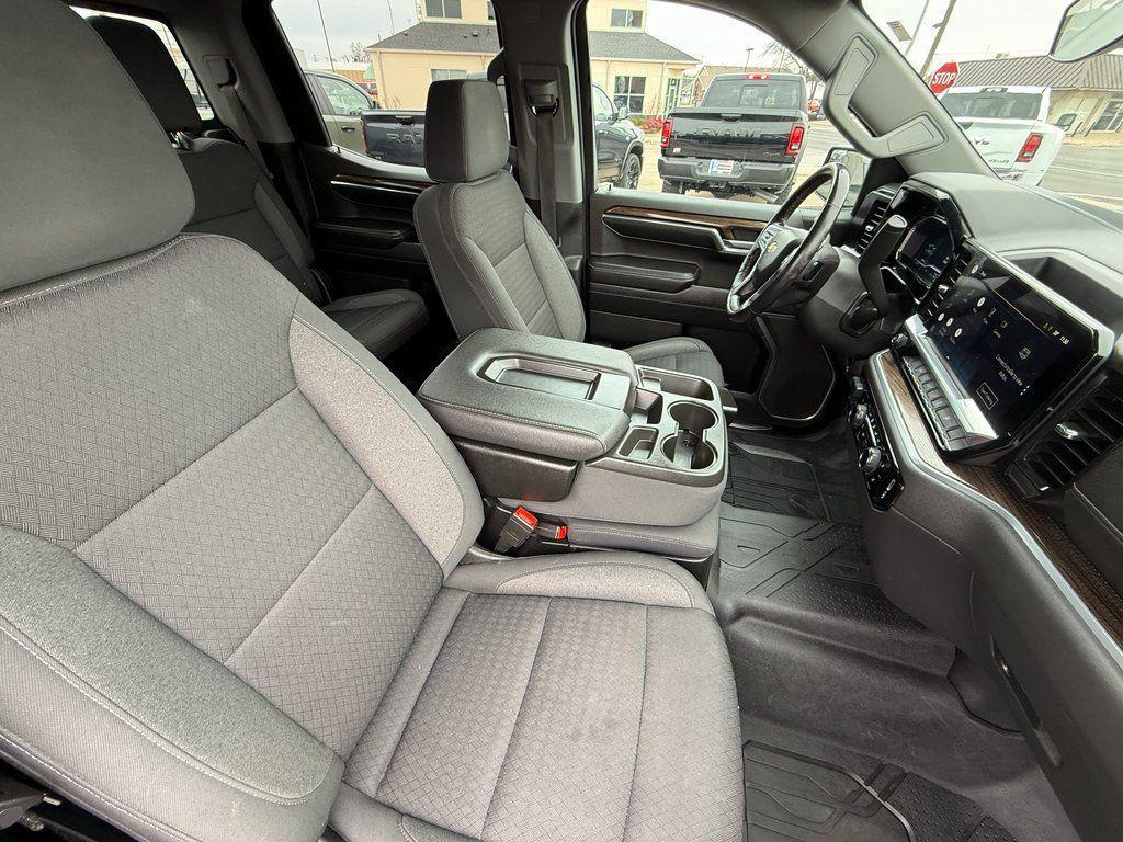 used 2022 Chevrolet Silverado 1500 car, priced at $25,900