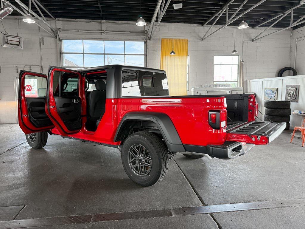 new 2025 Jeep Gladiator car, priced at $37,998