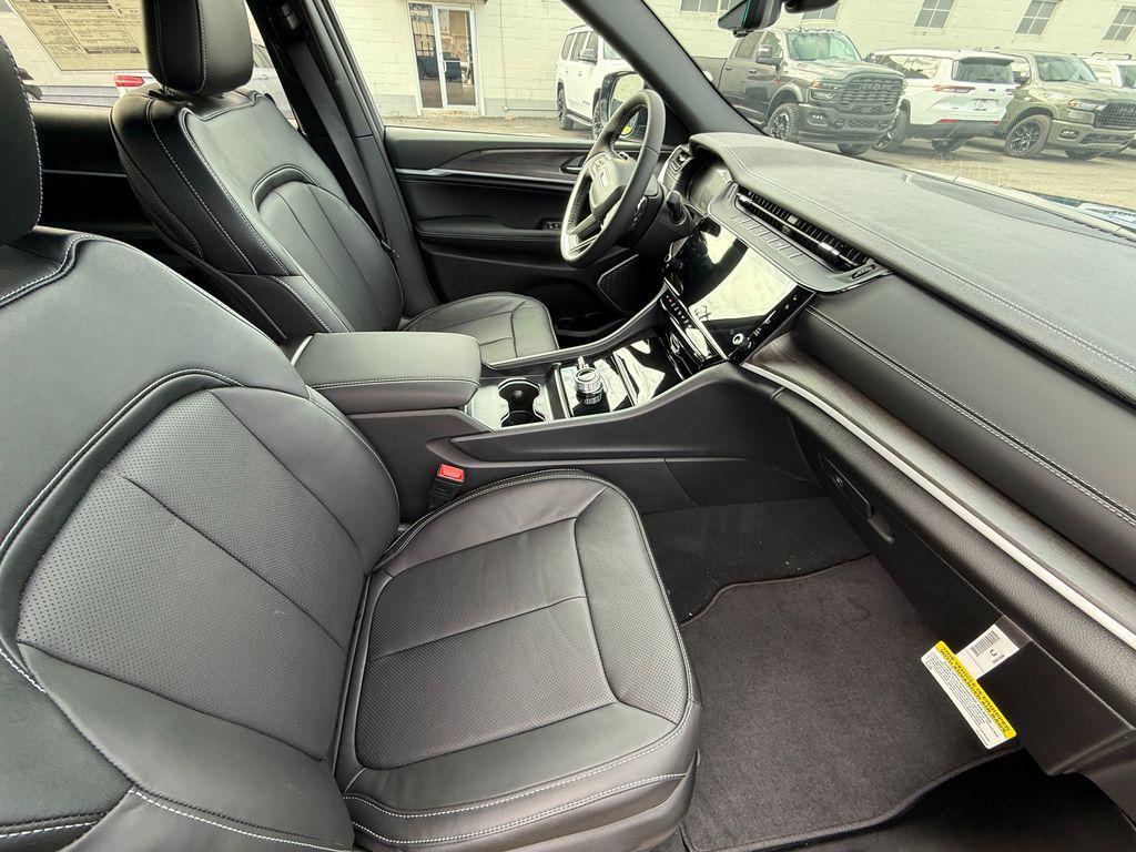new 2026 Jeep Grand Cherokee L car, priced at $54,387