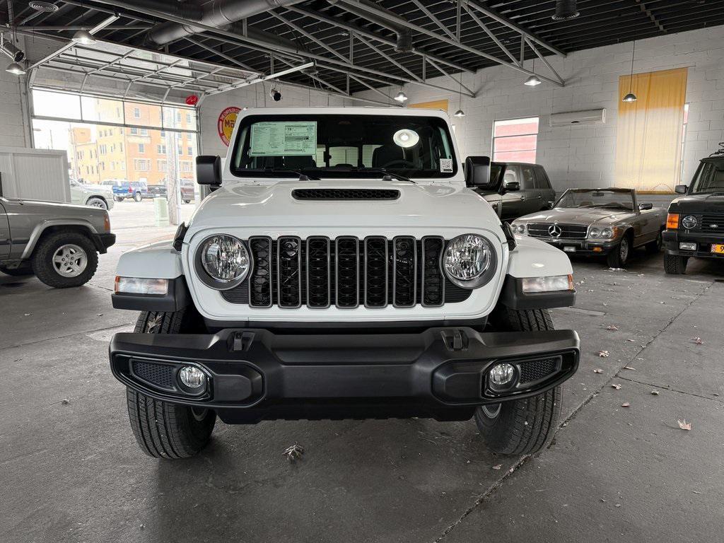 new 2026 Jeep Gladiator car, priced at $44,966