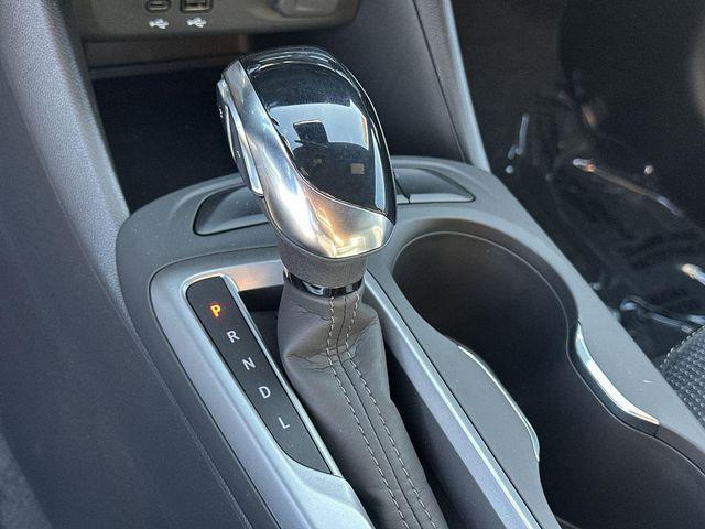 new 2025 Buick Envista car, priced at $20,926