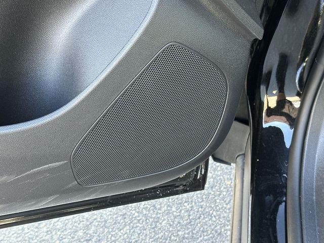 new 2025 Buick Envista car, priced at $20,926