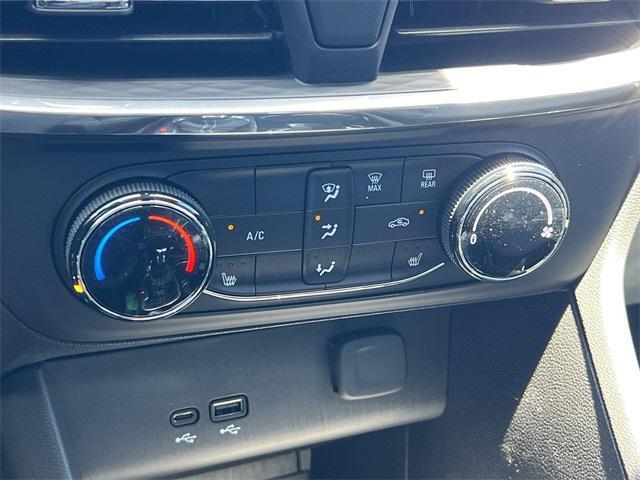 new 2025 Buick Encore GX car, priced at $26,729