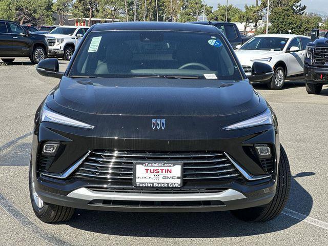 new 2025 Buick Envista car, priced at $20,926