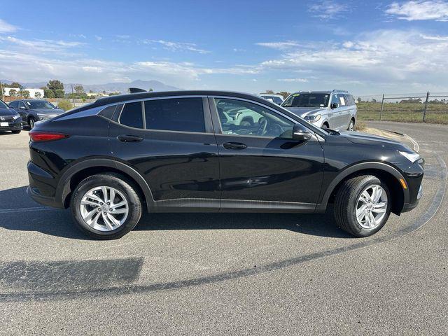 new 2025 Buick Envista car, priced at $20,926