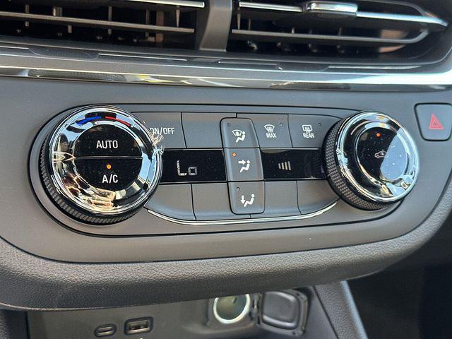 new 2025 Buick Envista car, priced at $20,926