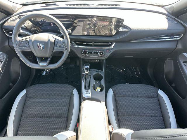 new 2025 Buick Envista car, priced at $20,926