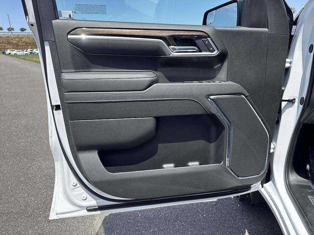new 2026 GMC Sierra 1500 car, priced at $51,883