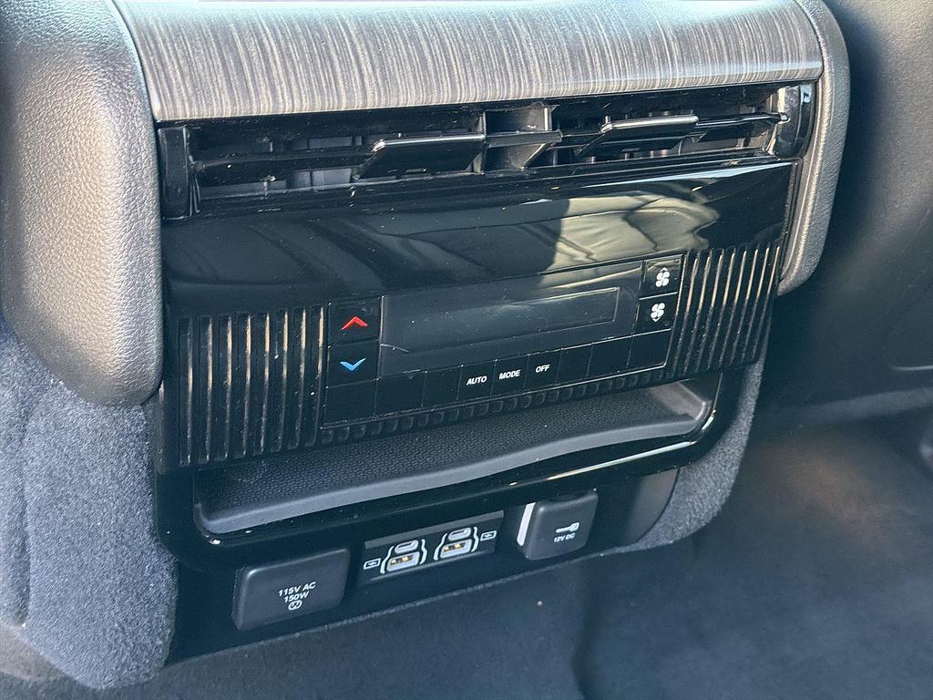 used 2023 Jeep Wagoneer L car, priced at $33,117