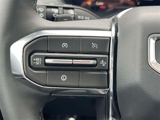 new 2025 GMC Acadia car, priced at $38,799