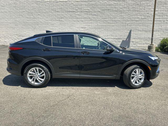 new 2025 Buick Envista car, priced at $20,926