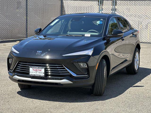 new 2025 Buick Envista car, priced at $20,926