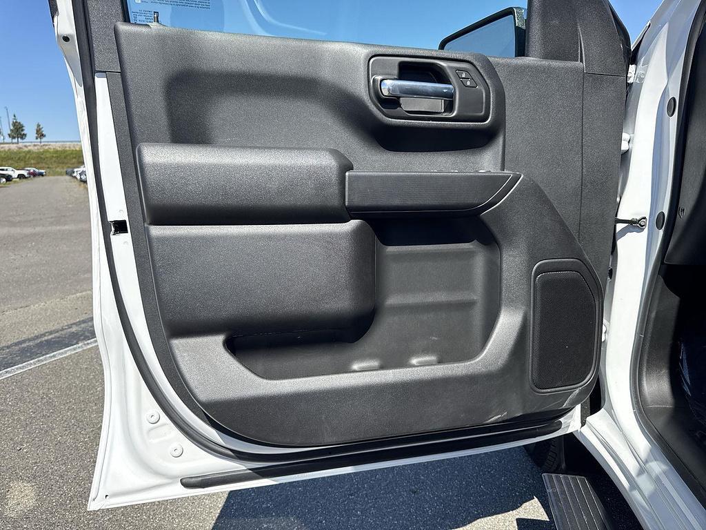 new 2026 GMC Sierra 1500 car, priced at $41,980
