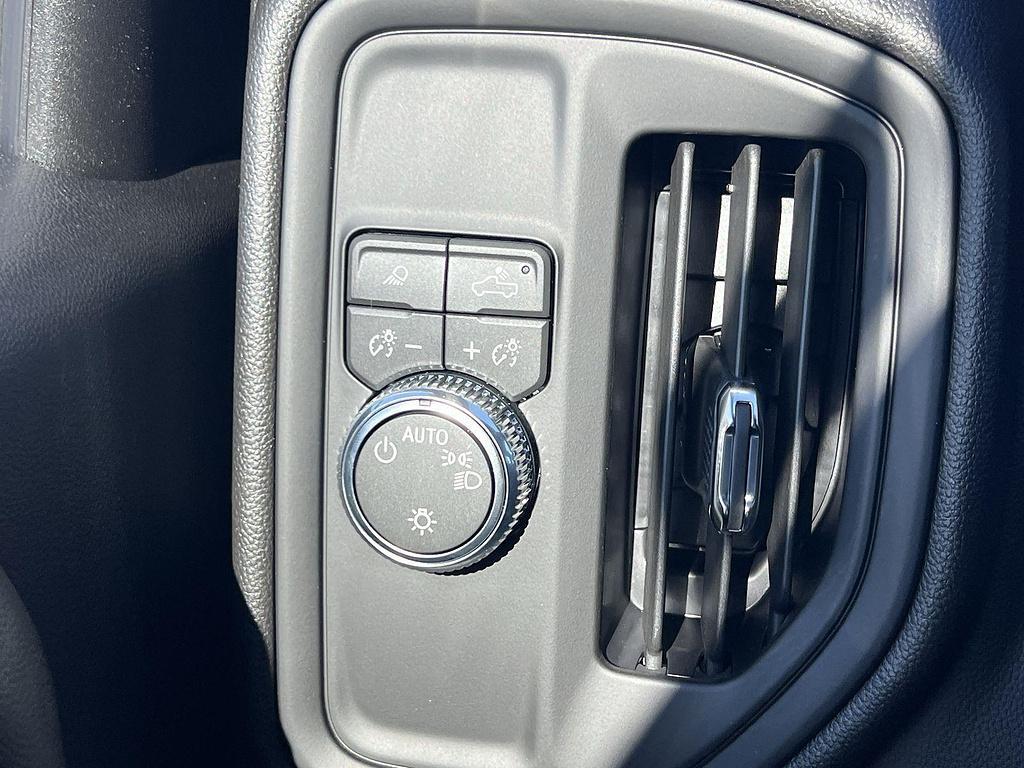 new 2026 GMC Sierra 1500 car, priced at $45,058
