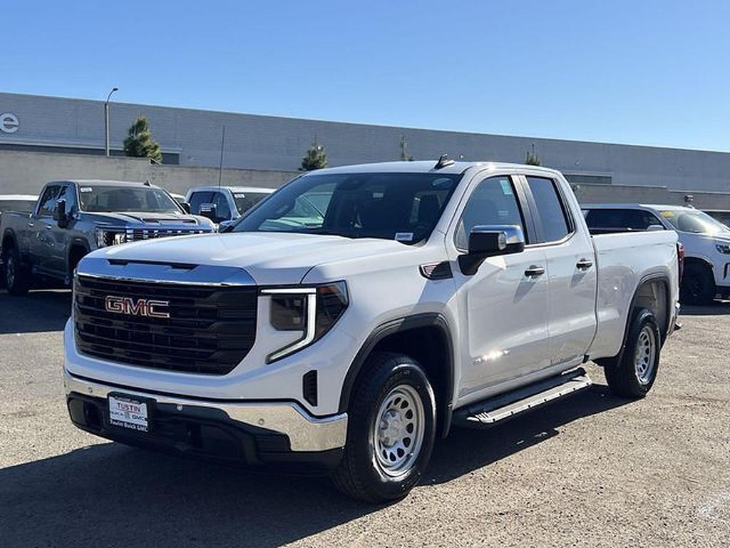 new 2026 GMC Sierra 1500 car, priced at $45,815