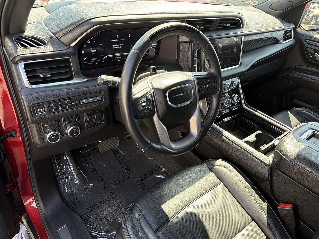 used 2024 GMC Yukon car, priced at $69,247